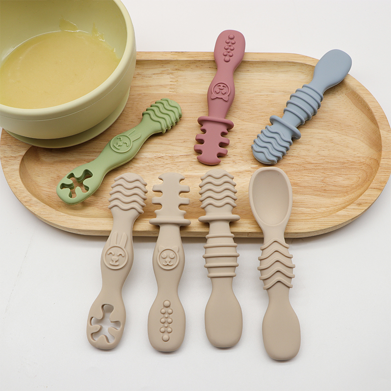 4 cucchiai in silicone per ali - Baby Food For 6 Months recensione e prezzo